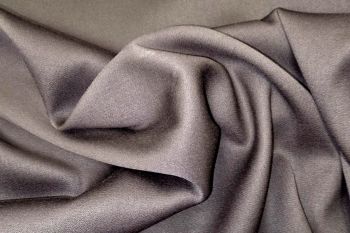 Deadstock Ex Paul Smith 100% Wool Venetian Twill Suiting Plain - Aubergine