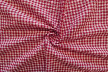 SW580 - Gingham Seersucker Check-Crimson - Remnant - 1.7m